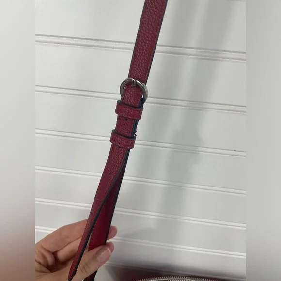 Dana Buchman Red Faux Leather Crossbody Bag with Adjustable Straps EUC - Picture 8 of 12